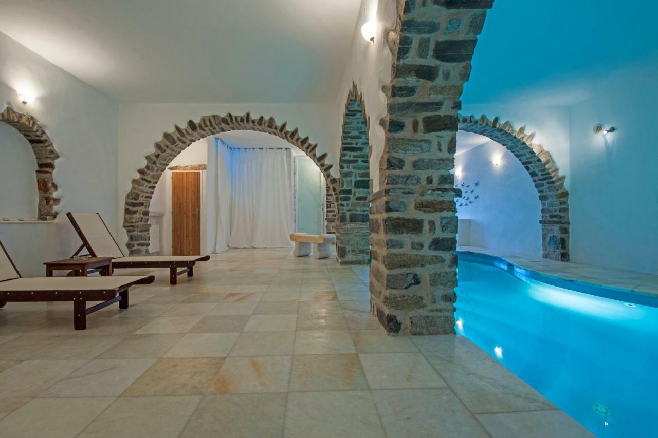 Villa Aeolos With 2 Private Pools Sarakiniko  Экстерьер фото